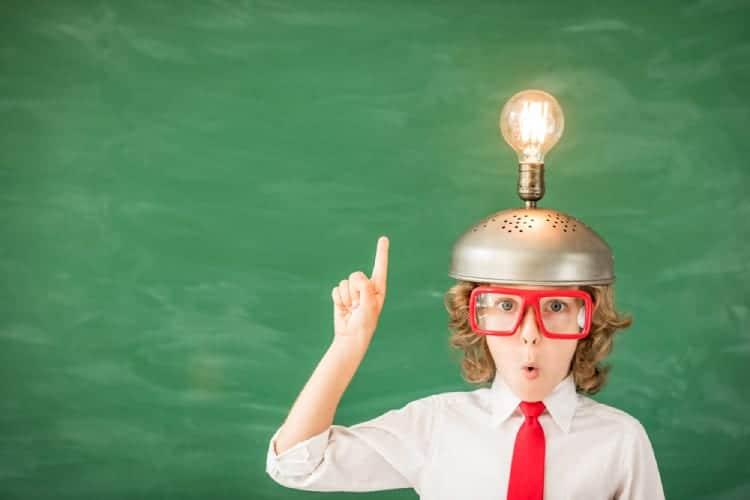 Xem chương trình tivi kích thích trẻ tư duy