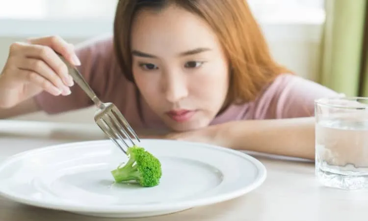 Quá tập trung vào việc ăn kiêng