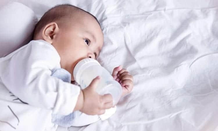 Nếu bé liên tục đói thì sao?