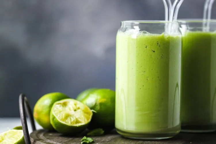 Một số loại sinh tố còn có thể là nước bù điện giải vô cùng thơm ngon