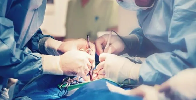 Phẫu thuật cho người bệnh tiểu đường