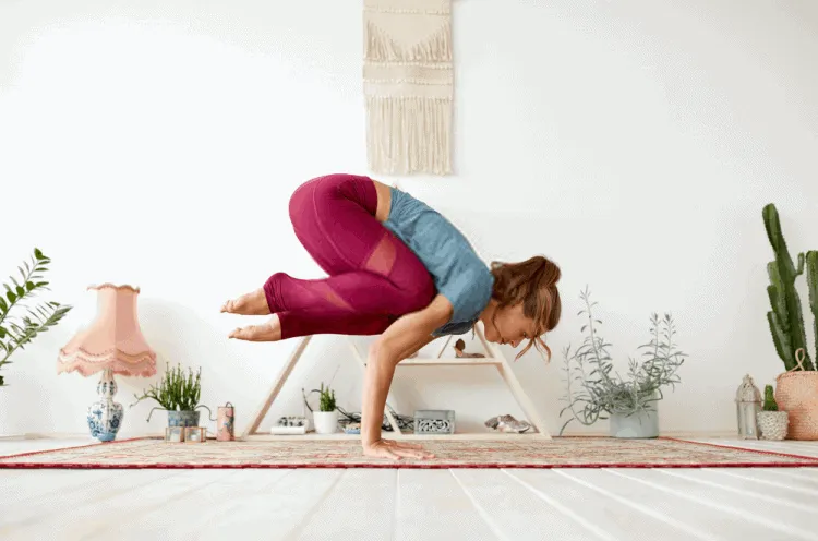 Cách tập tư thế con quạ