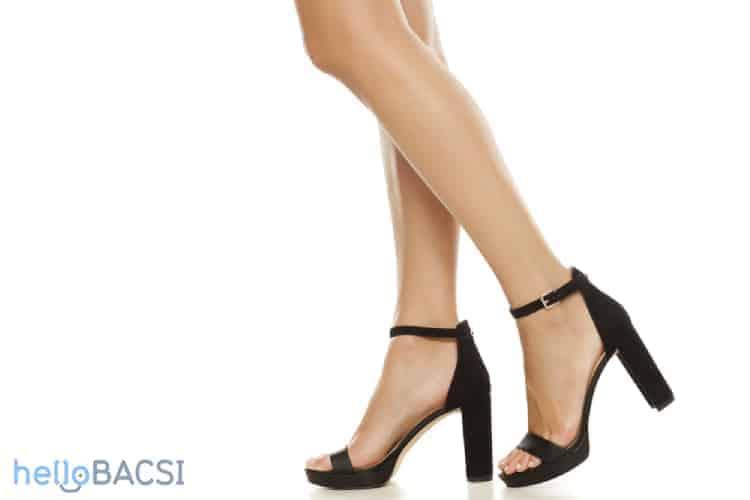 bị nứt gót chân