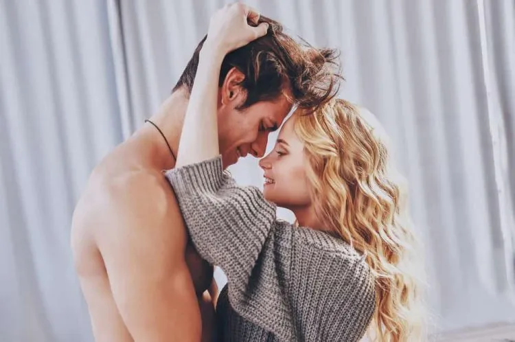 quan hệ với phụ nữ lớn tuổi