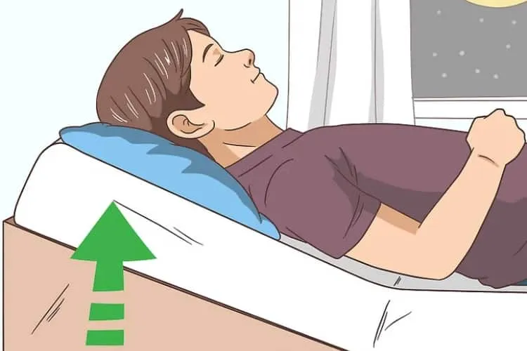 Ngủ nâng cao đầu là 1 cách hỗ trợ thuyên giảm triệu chứng trào ngược dịch mật