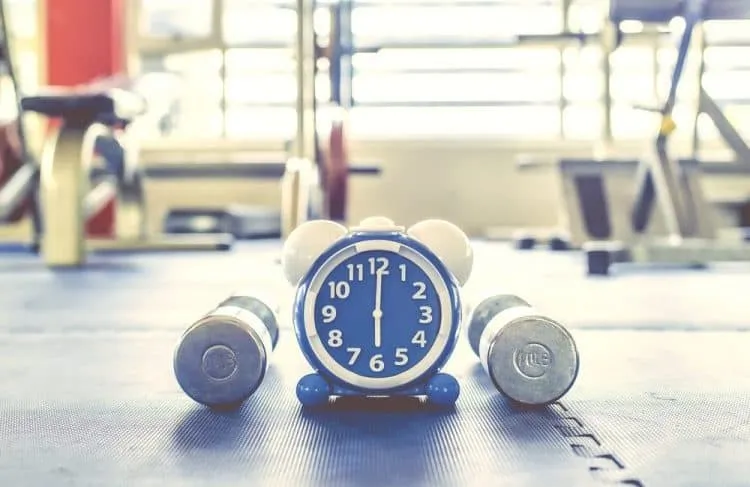 tập gym buổi sáng