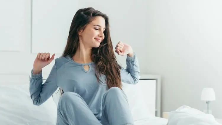 Ngủ đủ giấc để giảm triệu chứng viêm khớp - cách chữa thoái hóa khớp gối tại nhà hiệu quả