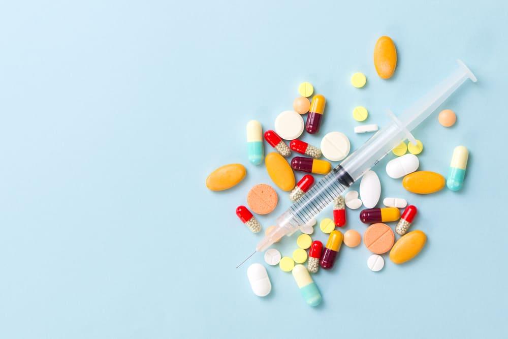 thuốc điều trị viêm cột sống dính khớp