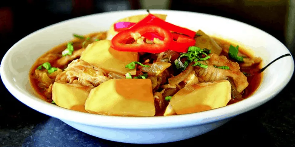 Canh củ sâm đất hầm xương