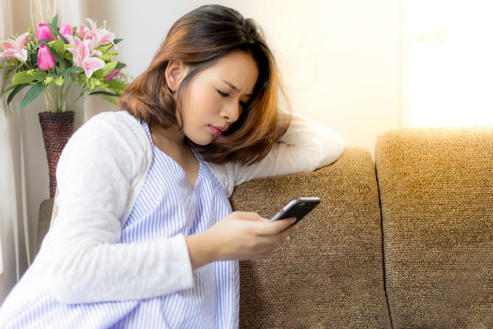 trị mụn sau sinh