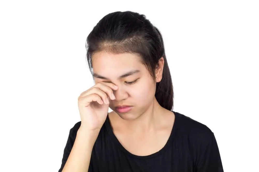 mổ mắt cận thi