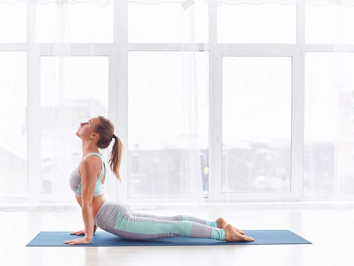 Phòng ngừa đau lưng đi tiểu nhiều lần