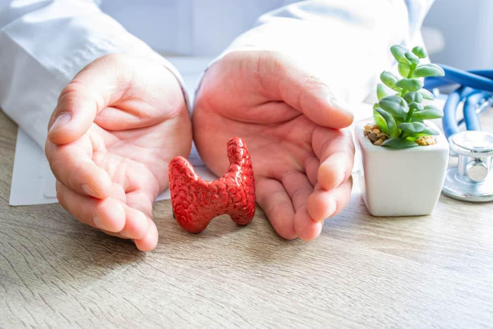 điều trị ung thư tuyến giáp thể nhú