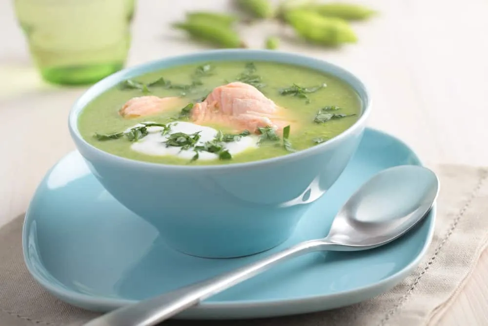 Cá hồi nấu rau gì cho bé ăn dặm? Đậu hà lan