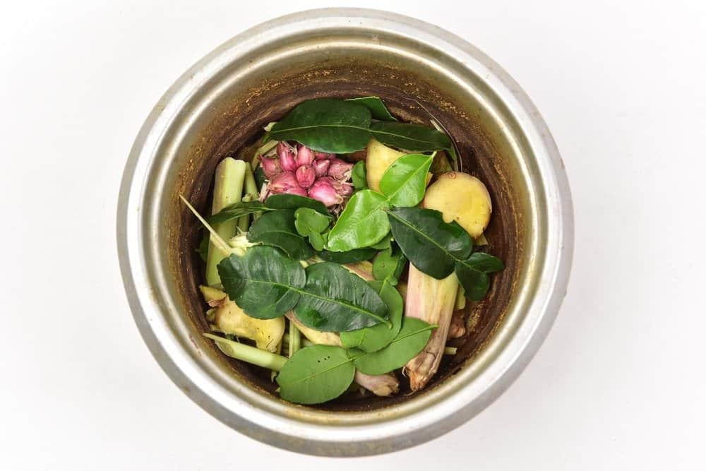 Lá xông giải cảm nhanh