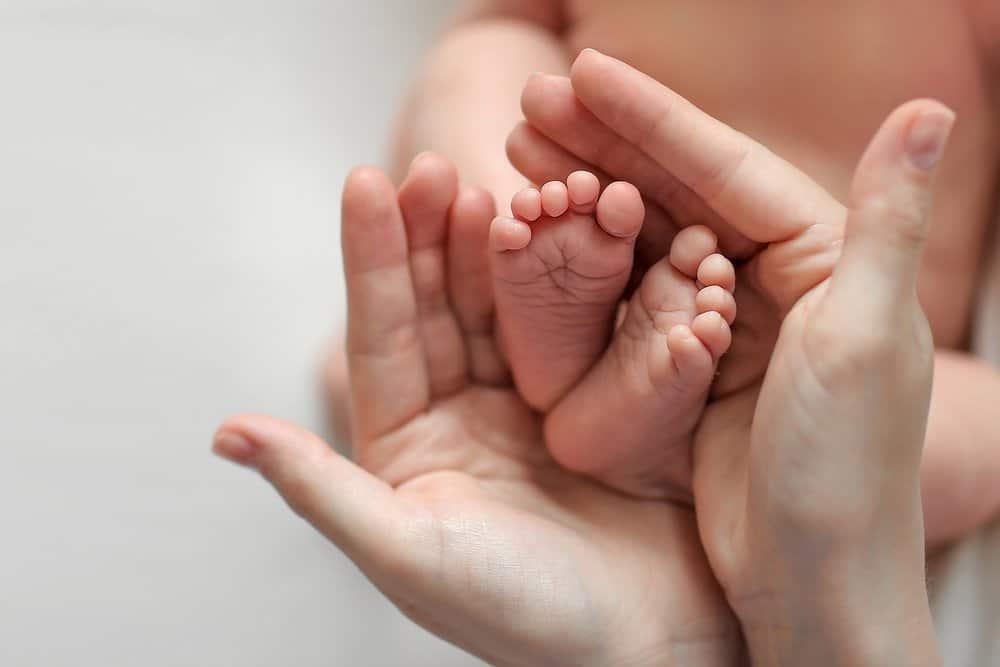 xét nghiệm sàng lọc sơ sinh