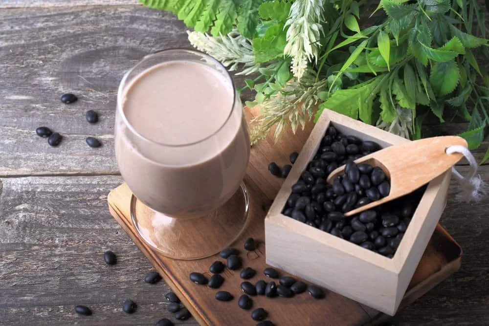 Kết hợp hạt óc chó với đậu đen có thể là lựa chọn thú vị