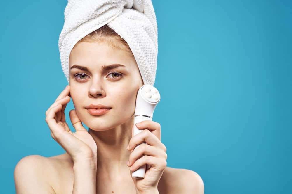 máy rửa mặt nào tốt