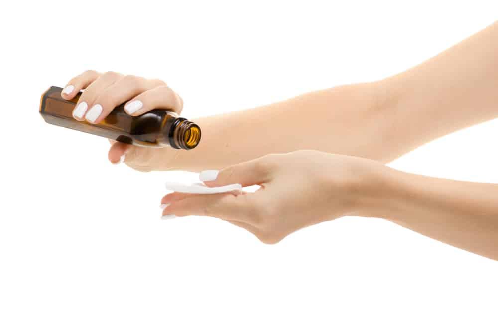 nồng độ cồn trong mỹ phẩm an toàn là bao nhiêu