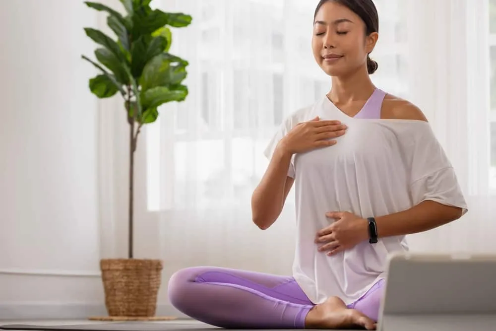 Bài tập thở Pranayama: Hơi thở mạnh