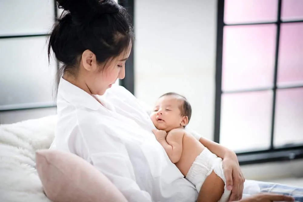 tã quần nào tốt cho bé