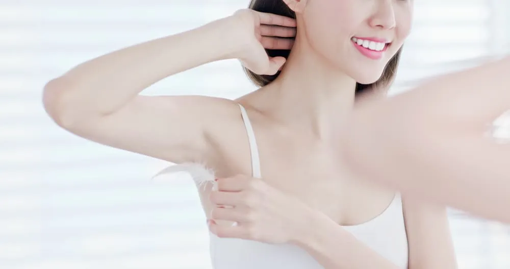 Review 7 loại lăn khử mùi cho bà bầu được tin dùng hiện nay