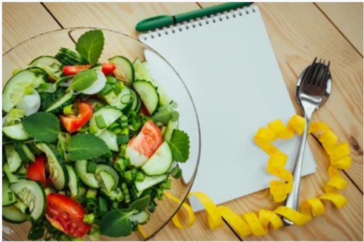 Thực đơn giảm cân ngày tết: ngày 1