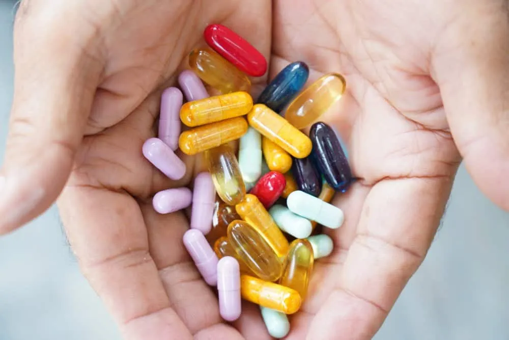 Tương tác thuốc incepavit 400 capsule