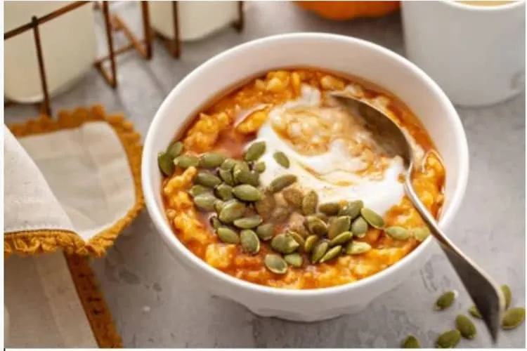 cháo yến mạch giảm cân với bí đỏ