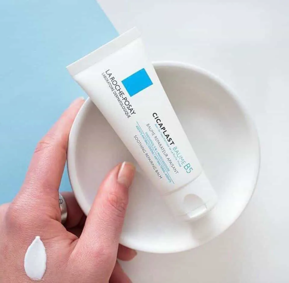 kem trị mụn cho bà bầu 3