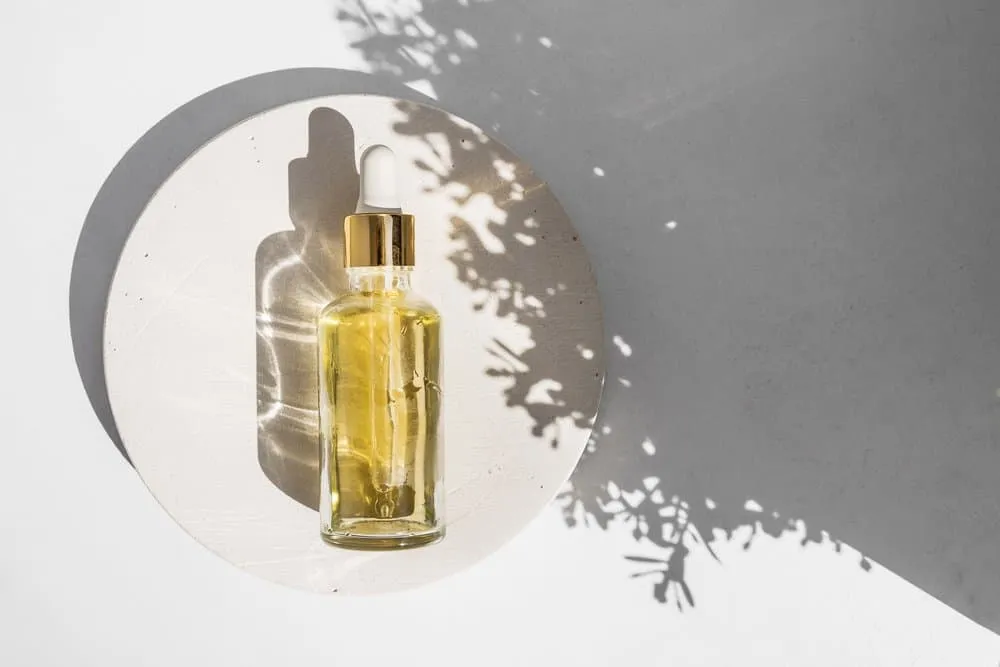 lợi ích dầu khoáng trong mỹ phẩm đối với da