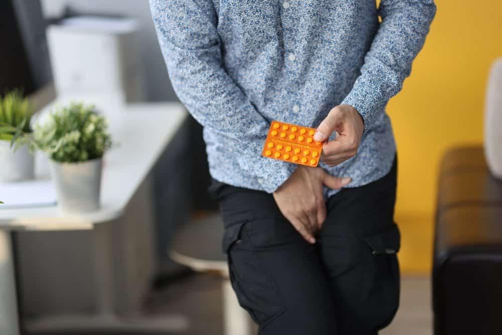 điều trị tiểu không tự chủ ở người già