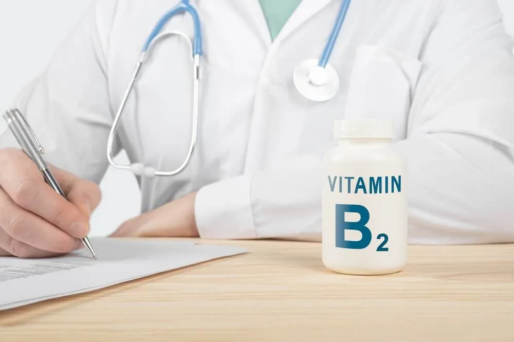 Thiếu vitamin B2 gây bệnh gì