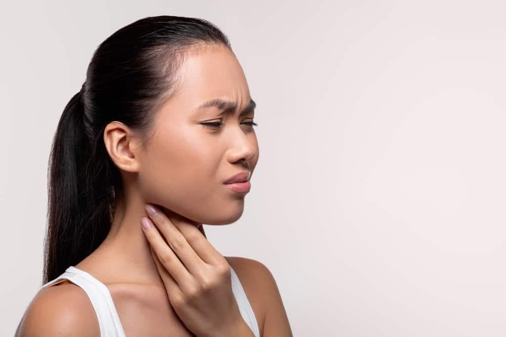 viêm họng hạt có mủ có nguy hiểm không