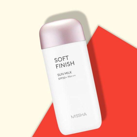 Kem chống nắng cho da hỗn hợp