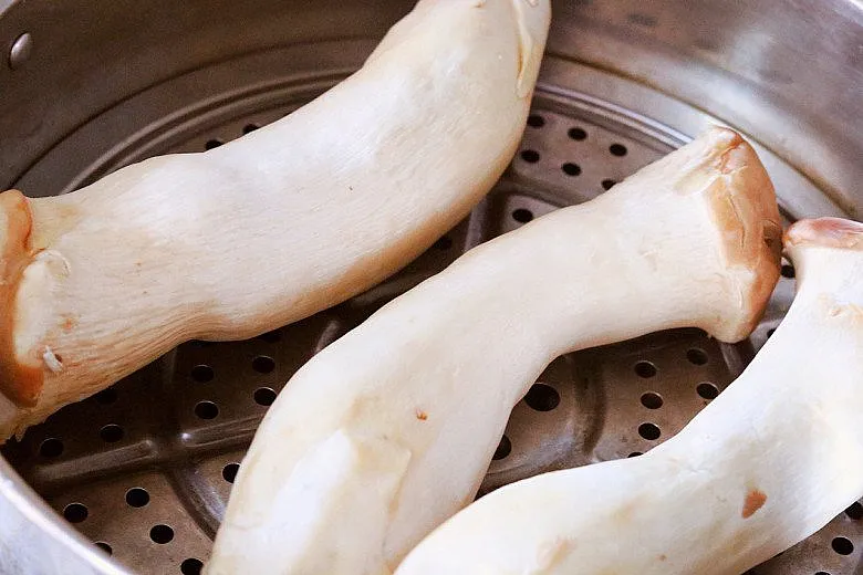 gỏi măng cụt chay