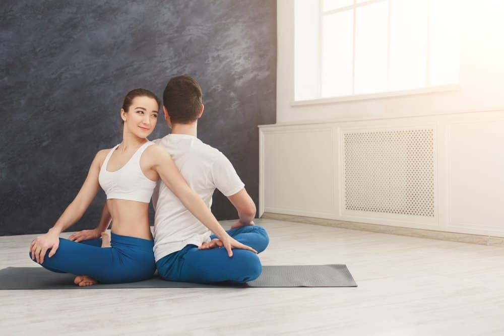 các tư thế yoga đôi đẹp mắt