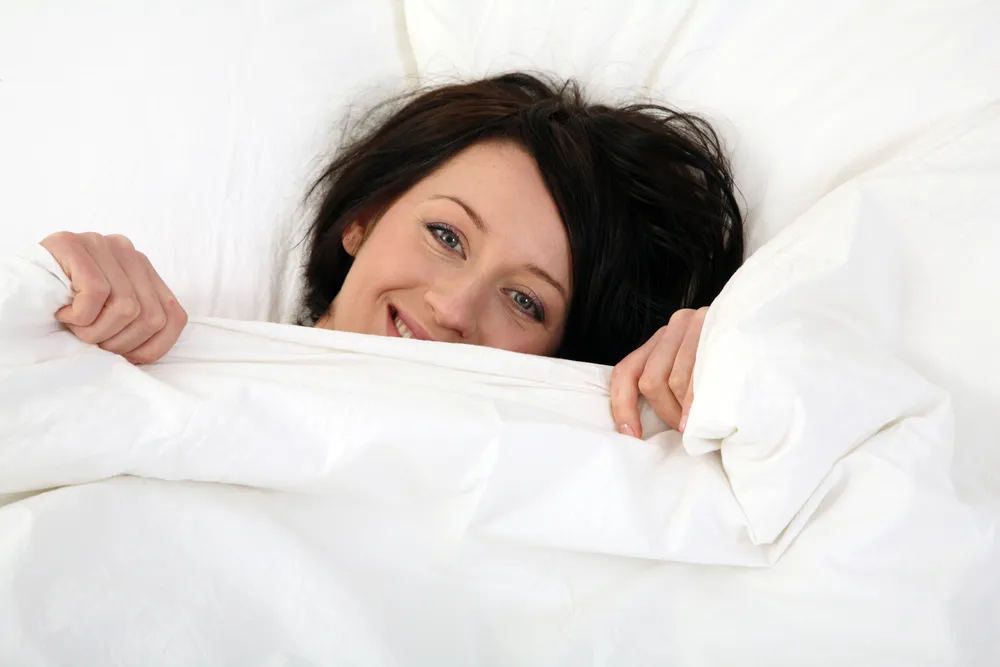 phụ nữ quan hệ nhiều có nhanh già không