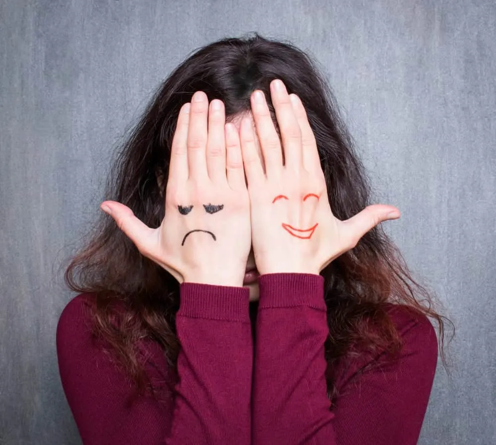 Trầm cảm cười có nguy hiểm không