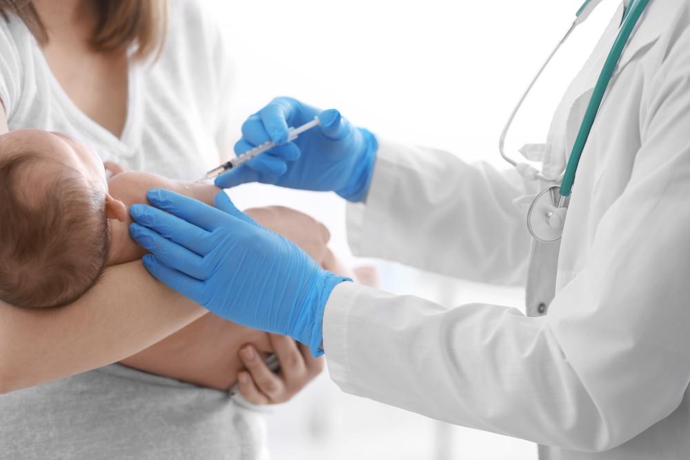 mẹ bị viêm gan B có nên cho con bú