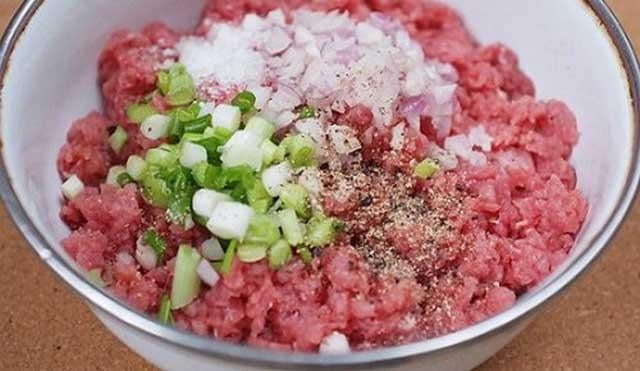 ướp thịt nấu canh chua thịt băm