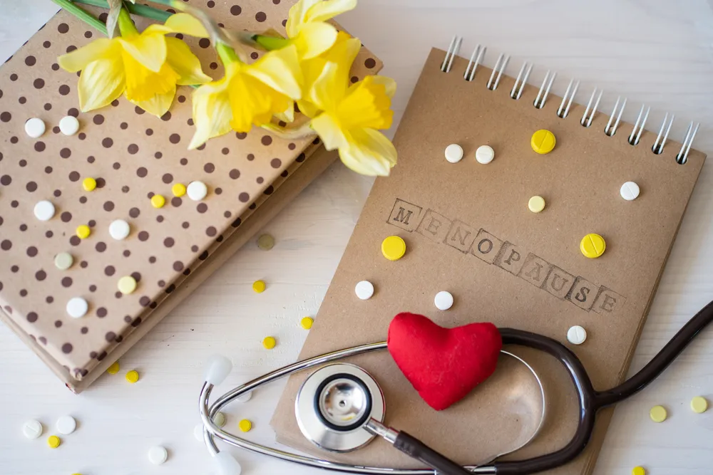 bị bốc hỏa uống thuốc gì