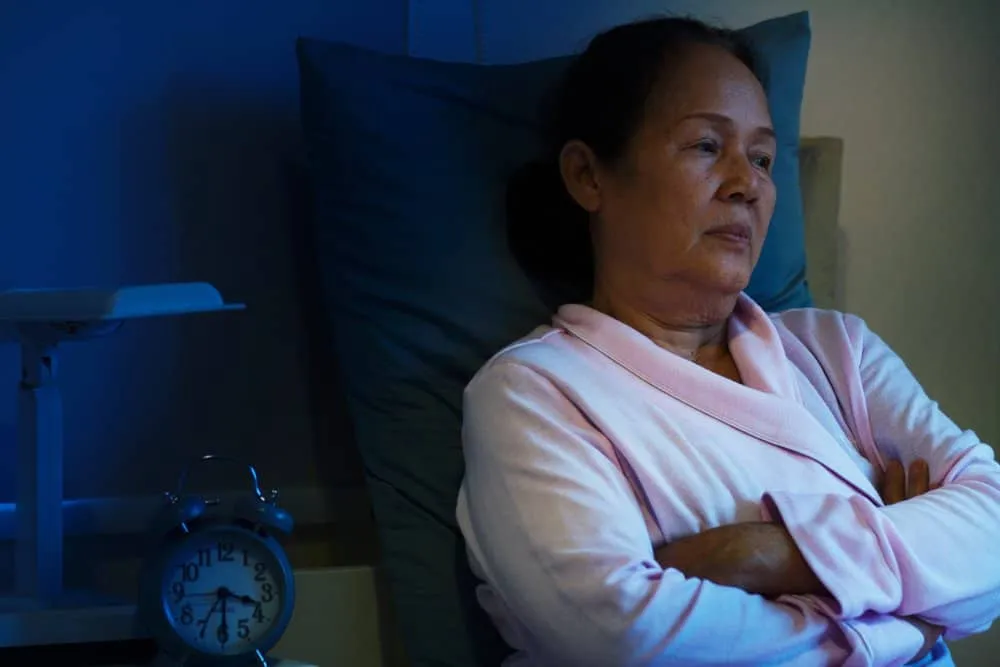 buồn ngủ nhưng không ngủ được