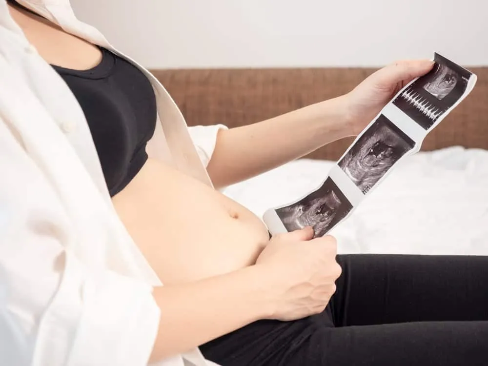 Bà bầu 3 tháng ăn nước cốt dừa được không?