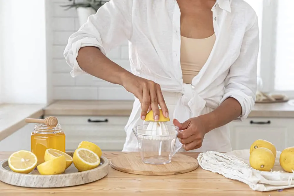 cách chữa đau họng bằng chanh