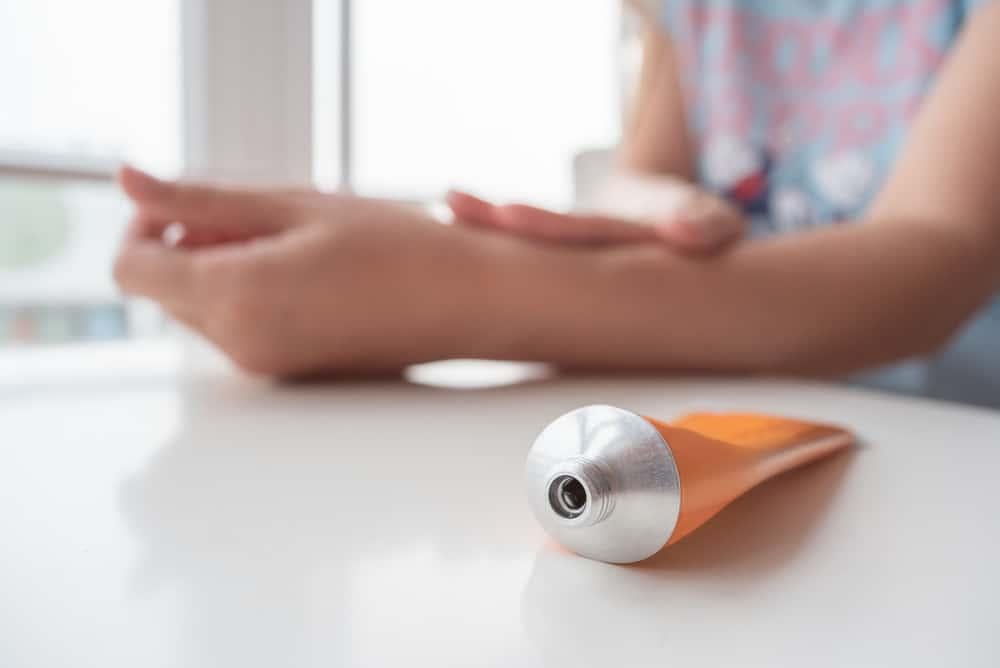 thuốc bôi ngoài da