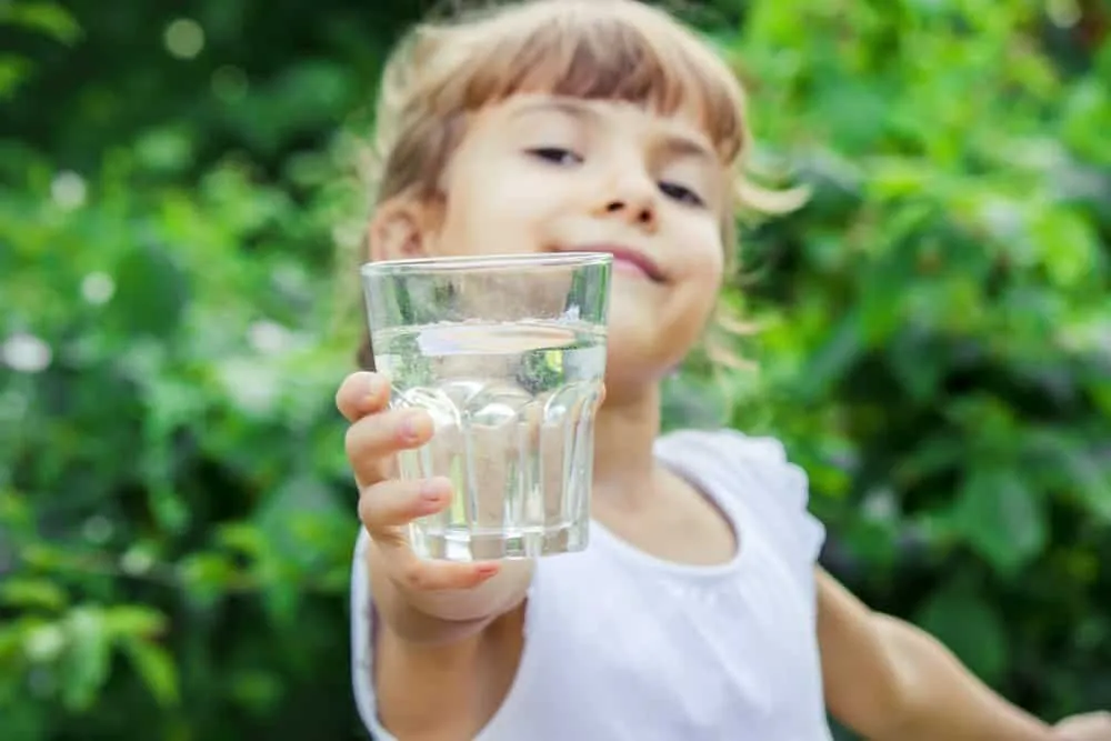 trẻ bị viêm ruột nên ăn gì