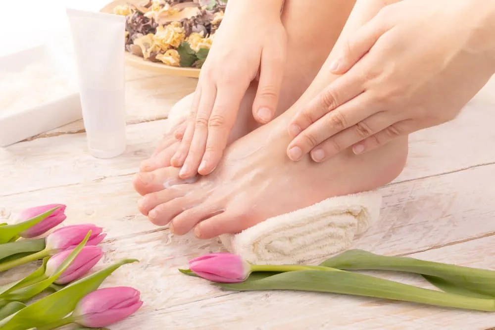 nhức mỏi tay chân