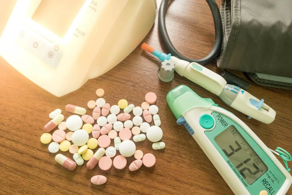 thuốc hạ huyết áp nhanh đặt dưới lưỡi