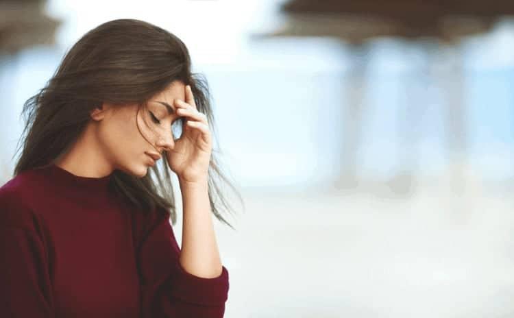 căng thẳng gây rụng tóc nhiều